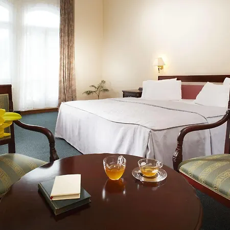 Отель Orea Bohemia 4*